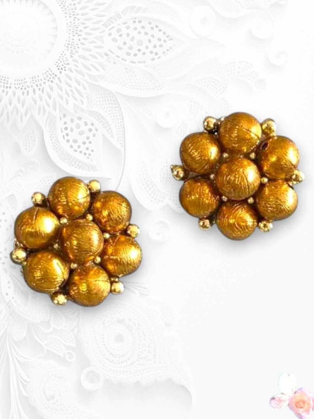 Lisner Vintage Clip On Earrings Gold Floral Cluster Designer Classic